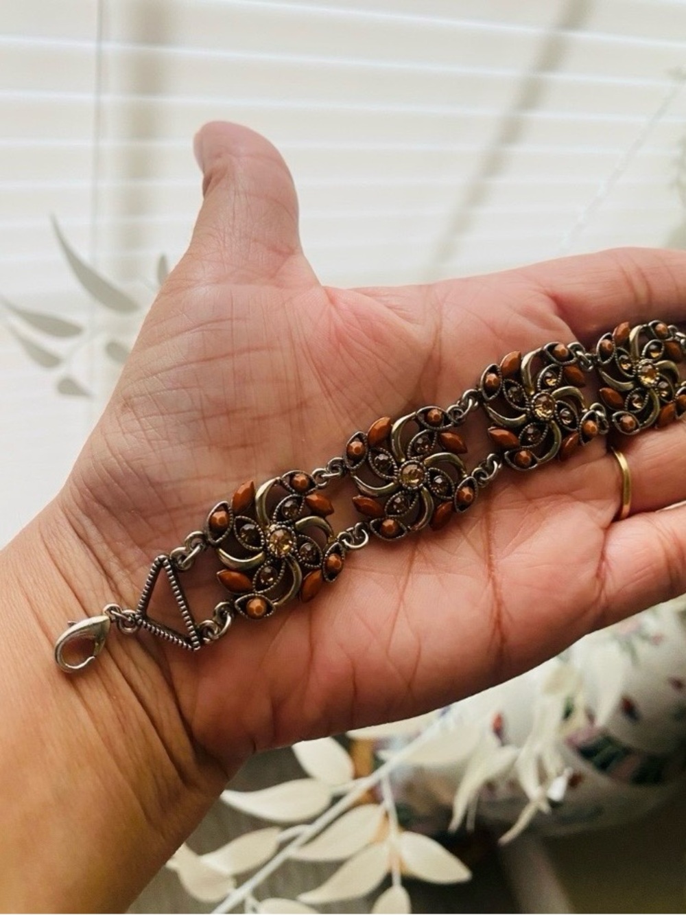 Vintage Floral Link Bracelet in Burnt Orange and Gold 7.5”